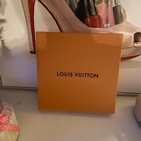 Louis Vuitton box - Picture 2 of 5